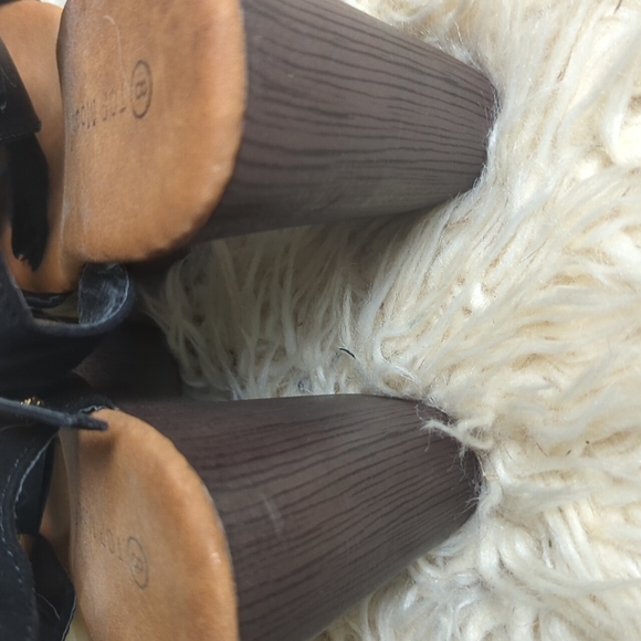 Top Moda Ferry-36 Women's Tassel Braided T-Strap Platform Clog Sandals 8M - Picture 8 of 8